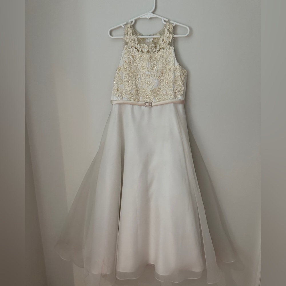 David’s bridal vintage flower girl dress